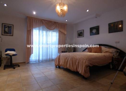 Wederverkoop - Country House - Elche