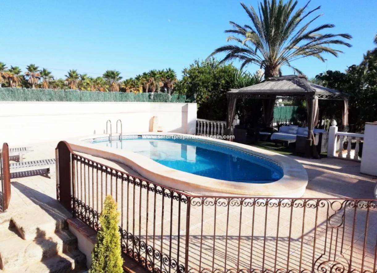 Wederverkoop - Country House - Elche
