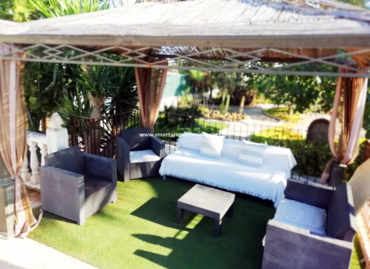 Wederverkoop - Country House - Elche