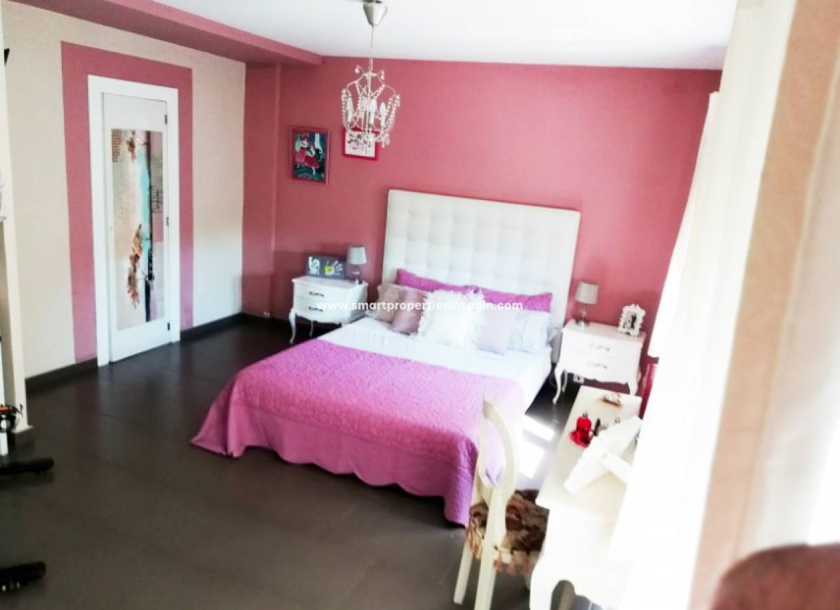 Wederverkoop - Country House - Elche