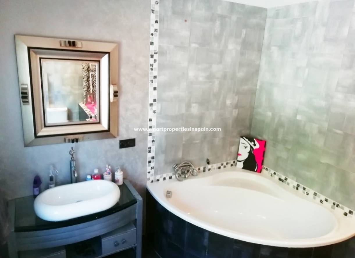 Wederverkoop - Country House - Elche