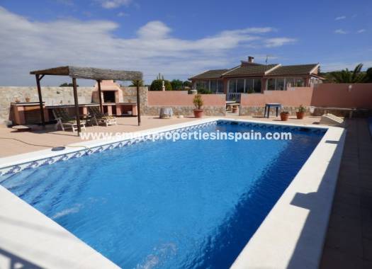Wederverkoop - Country House - Elche