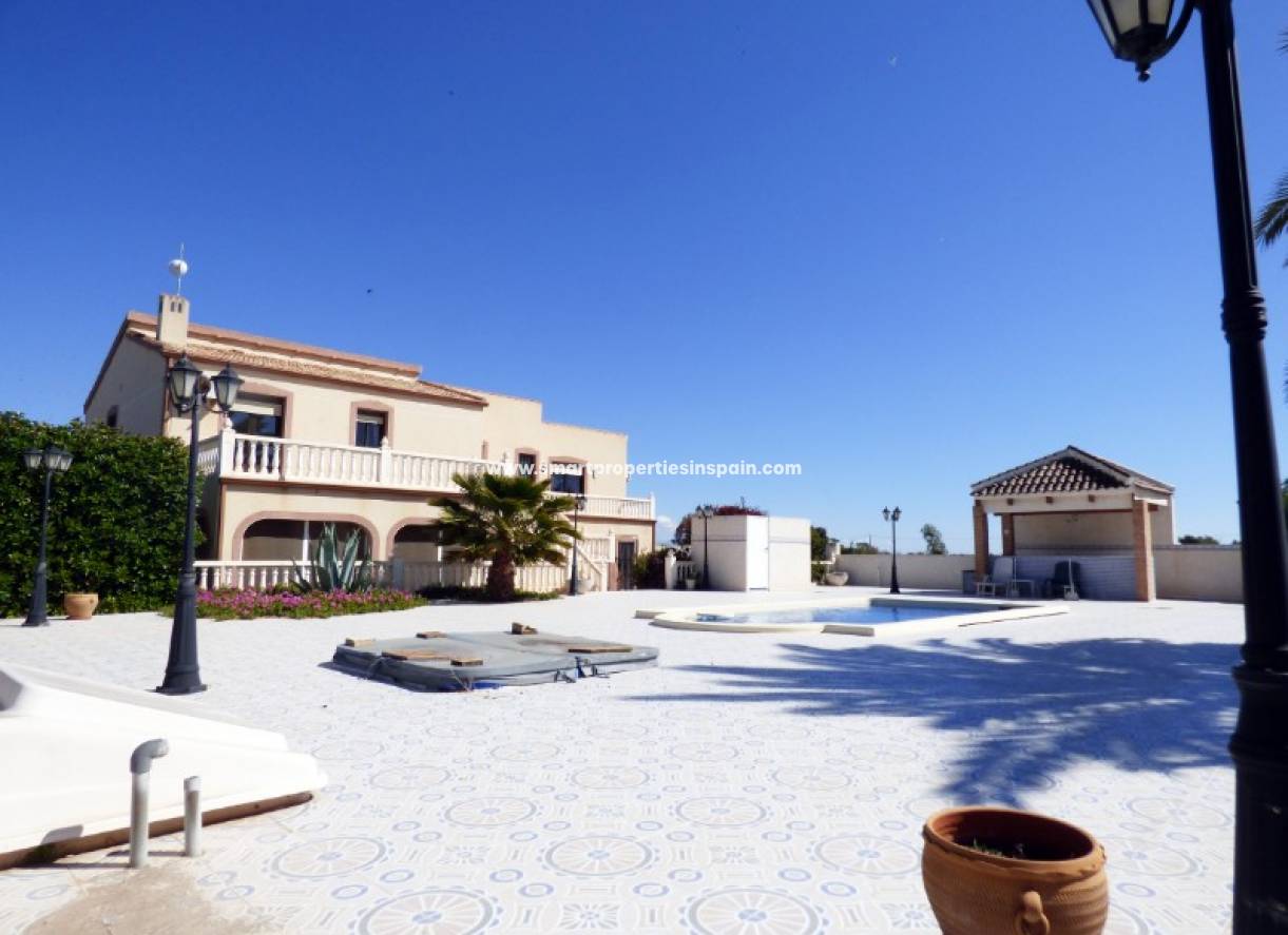 Wederverkoop - Country House - Elche