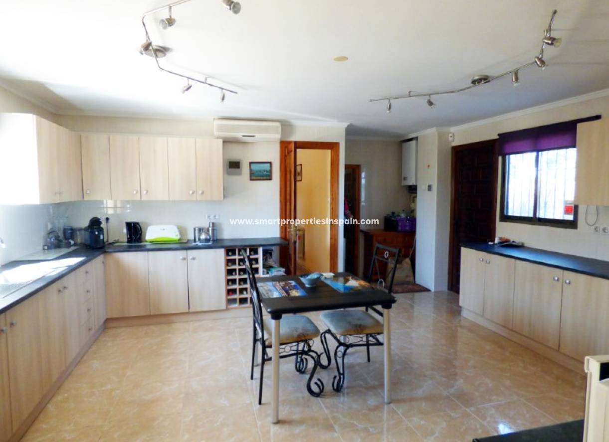 Wederverkoop - Country House - Elche