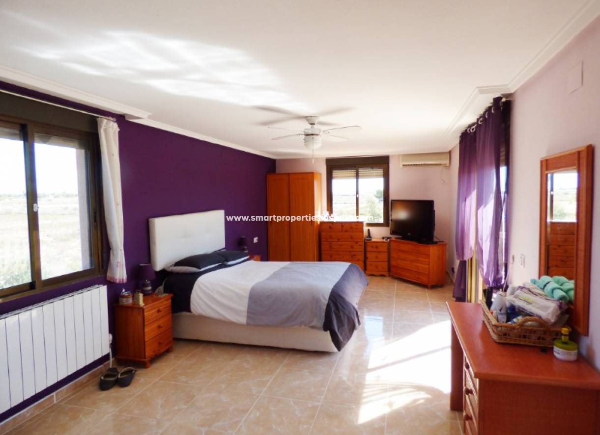 Wederverkoop - Country House - Elche