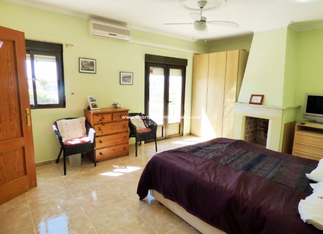 Wederverkoop - Country House - Elche