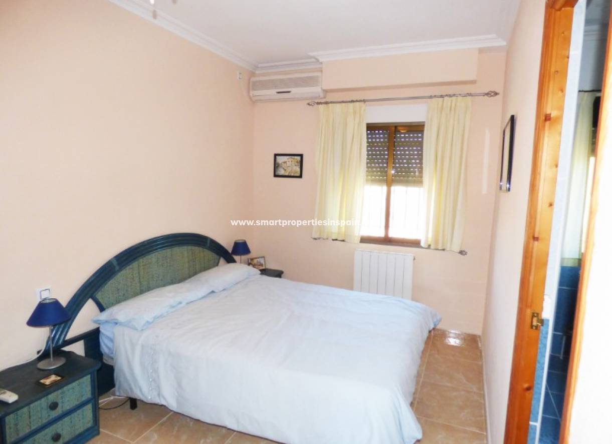 Wederverkoop - Country House - Elche
