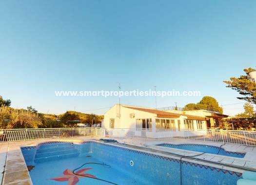 Wederverkoop - Country House - Elche