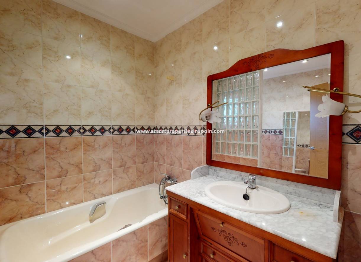 Wederverkoop - Country House - Elche