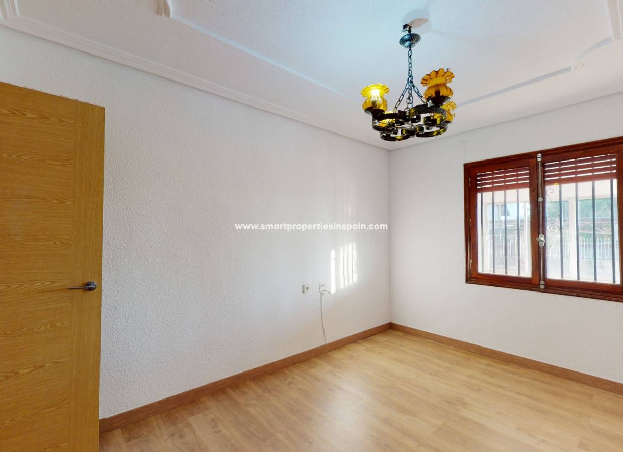 Wederverkoop - Country House - Elche