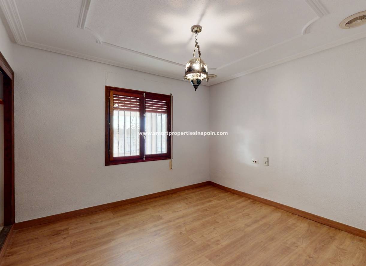 Wederverkoop - Country House - Elche