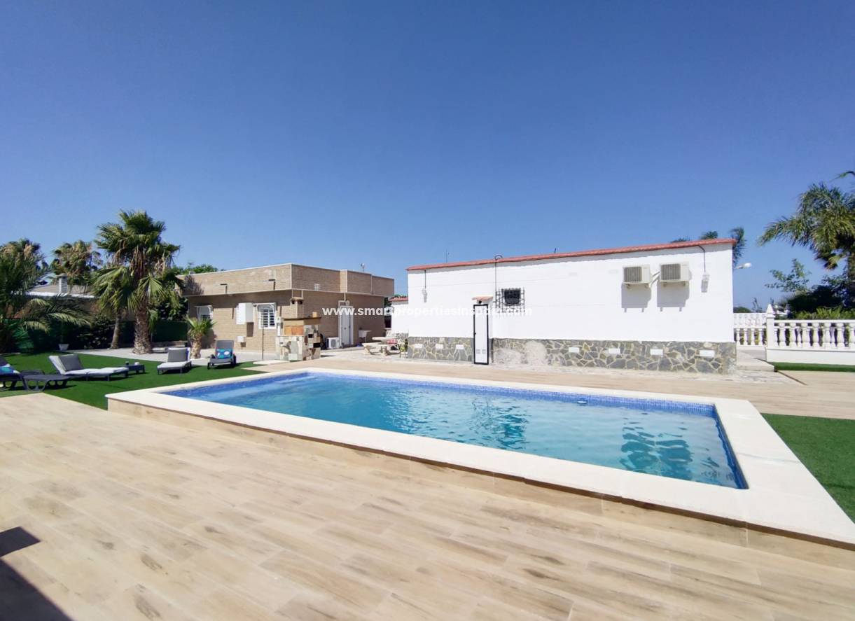 Wederverkoop - Country House - Elche