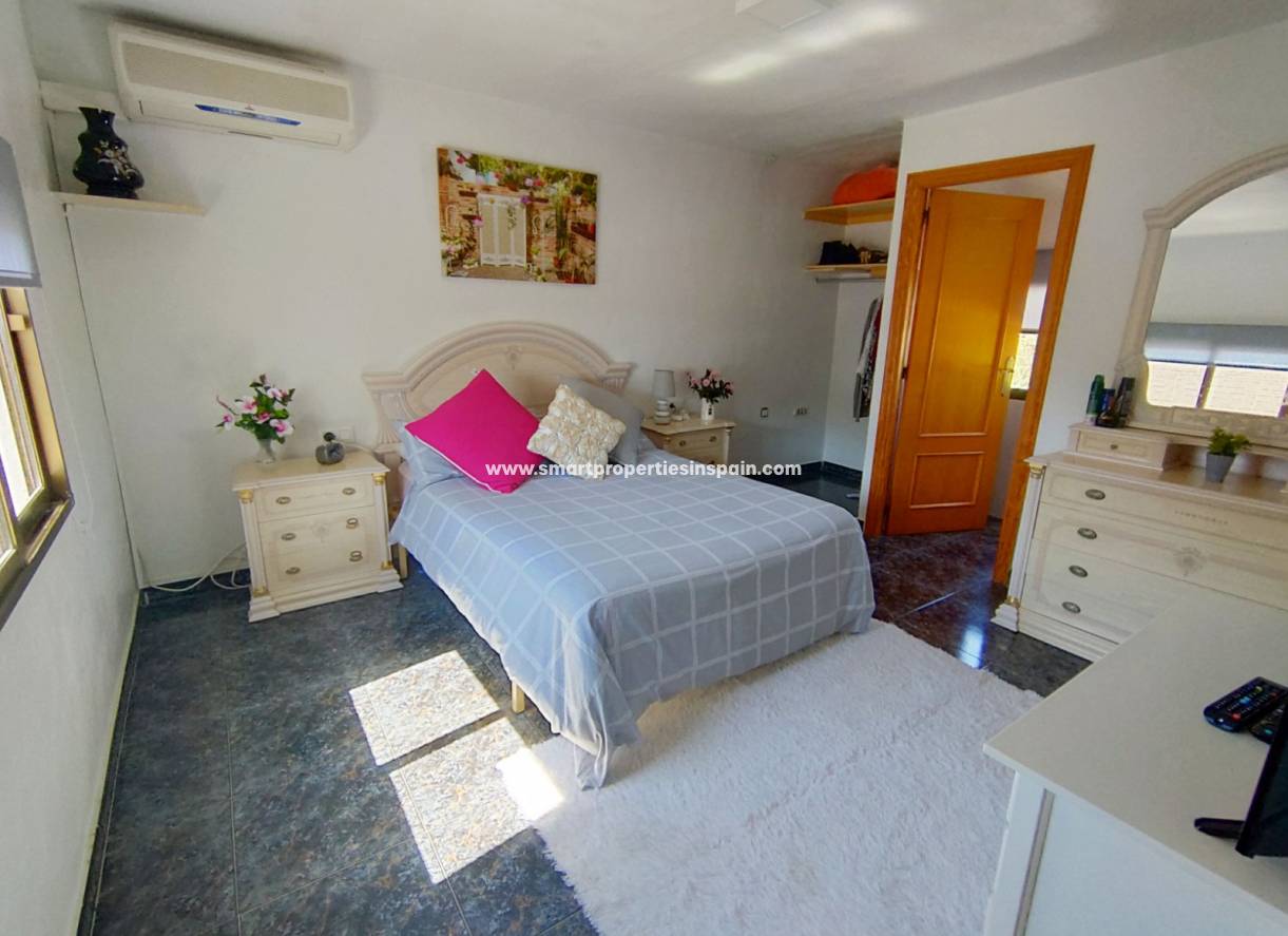 Wederverkoop - Country House - Elche
