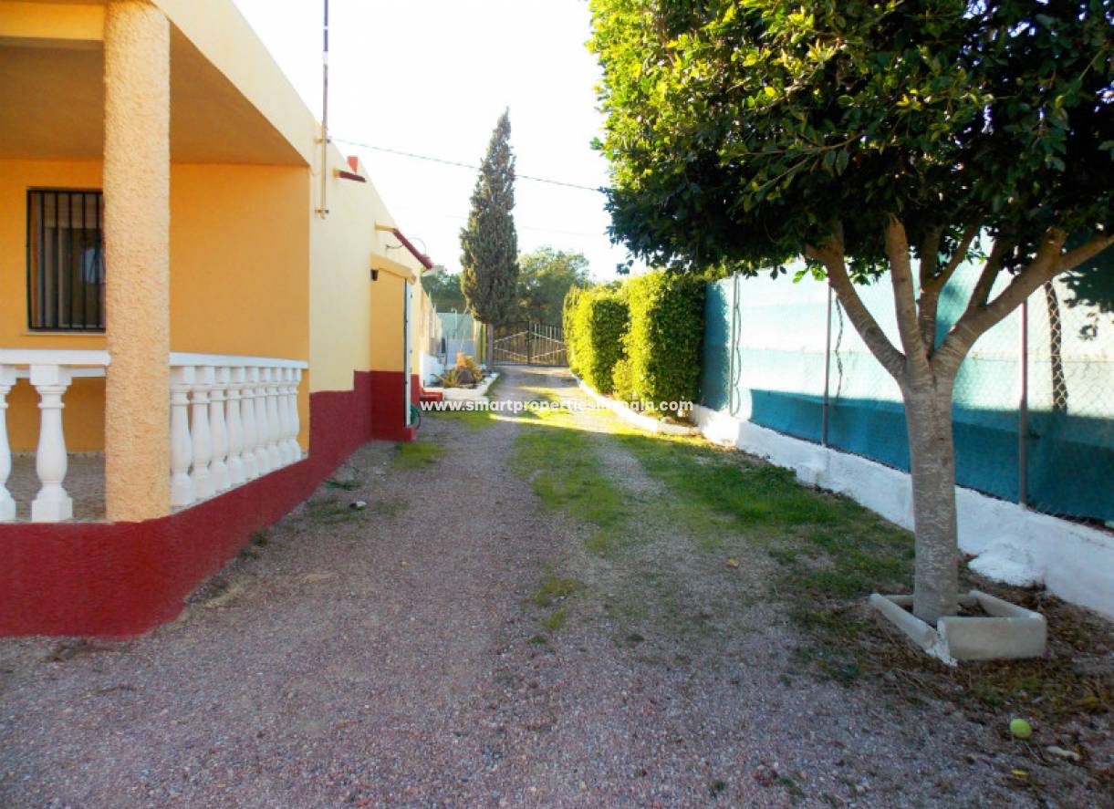 Wederverkoop - Country House - La Marina - Urbanización La Marina