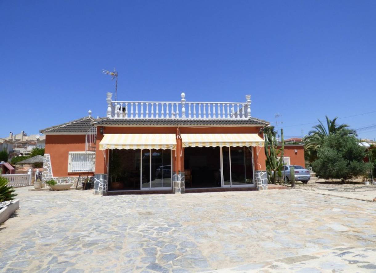 Wederverkoop - Country House - La Marina - Urbanización La Marina