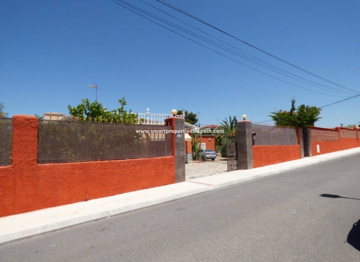 Wederverkoop - Country House - La Marina - Urbanización La Marina