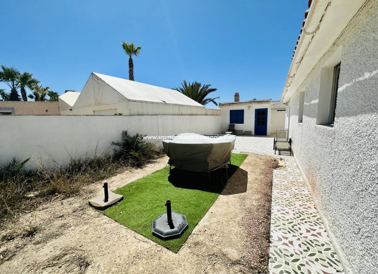 Wederverkoop - Country House - La Marina - Urbanización La Marina