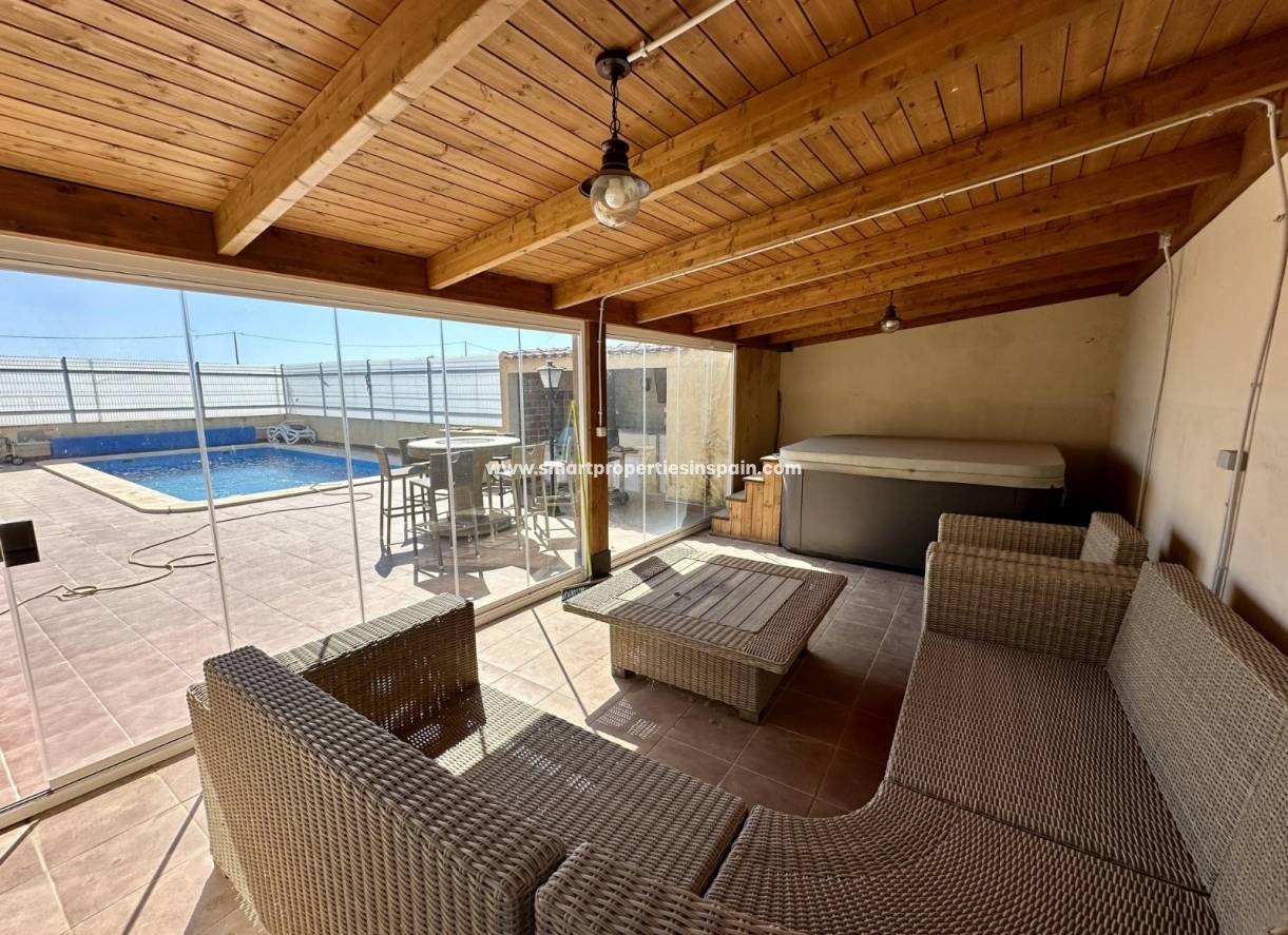 Wederverkoop - Country House - La Marina