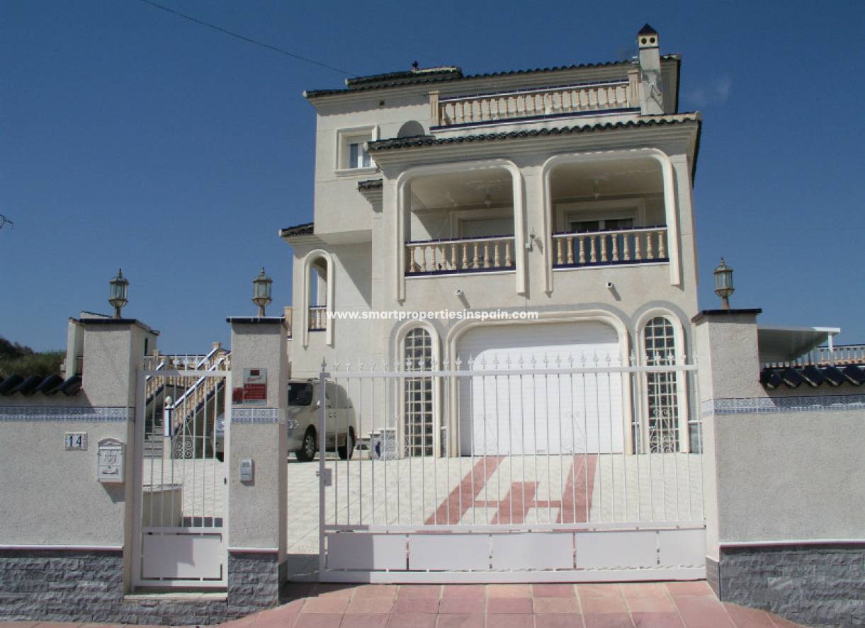 Wederverkoop - Detached Villa - Algorfa