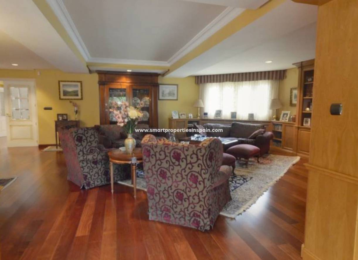 Wederverkoop - Detached Villa - Alicante - San Juan de Alicante