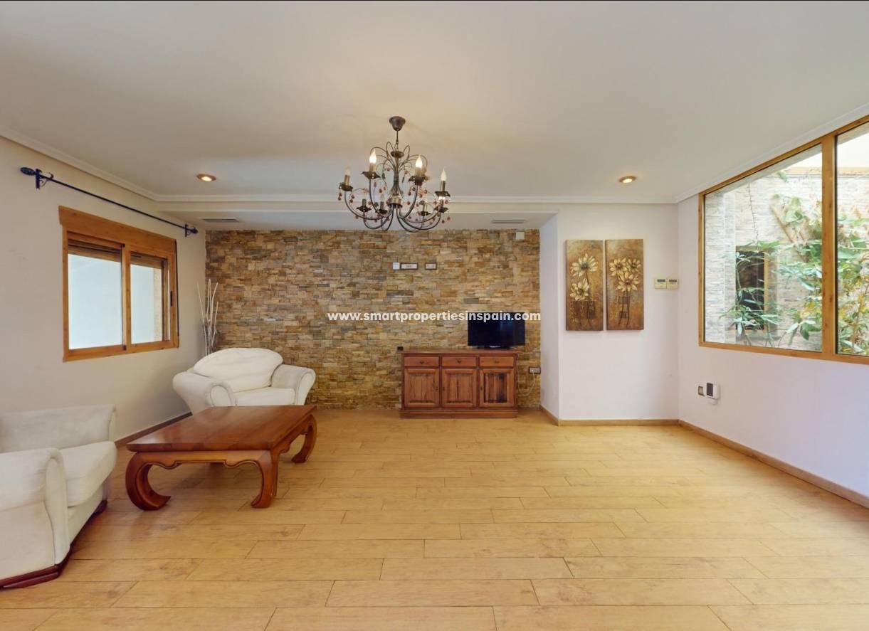 Wederverkoop - Detached Villa - Catral