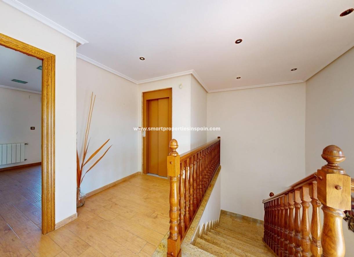 Wederverkoop - Detached Villa - Catral