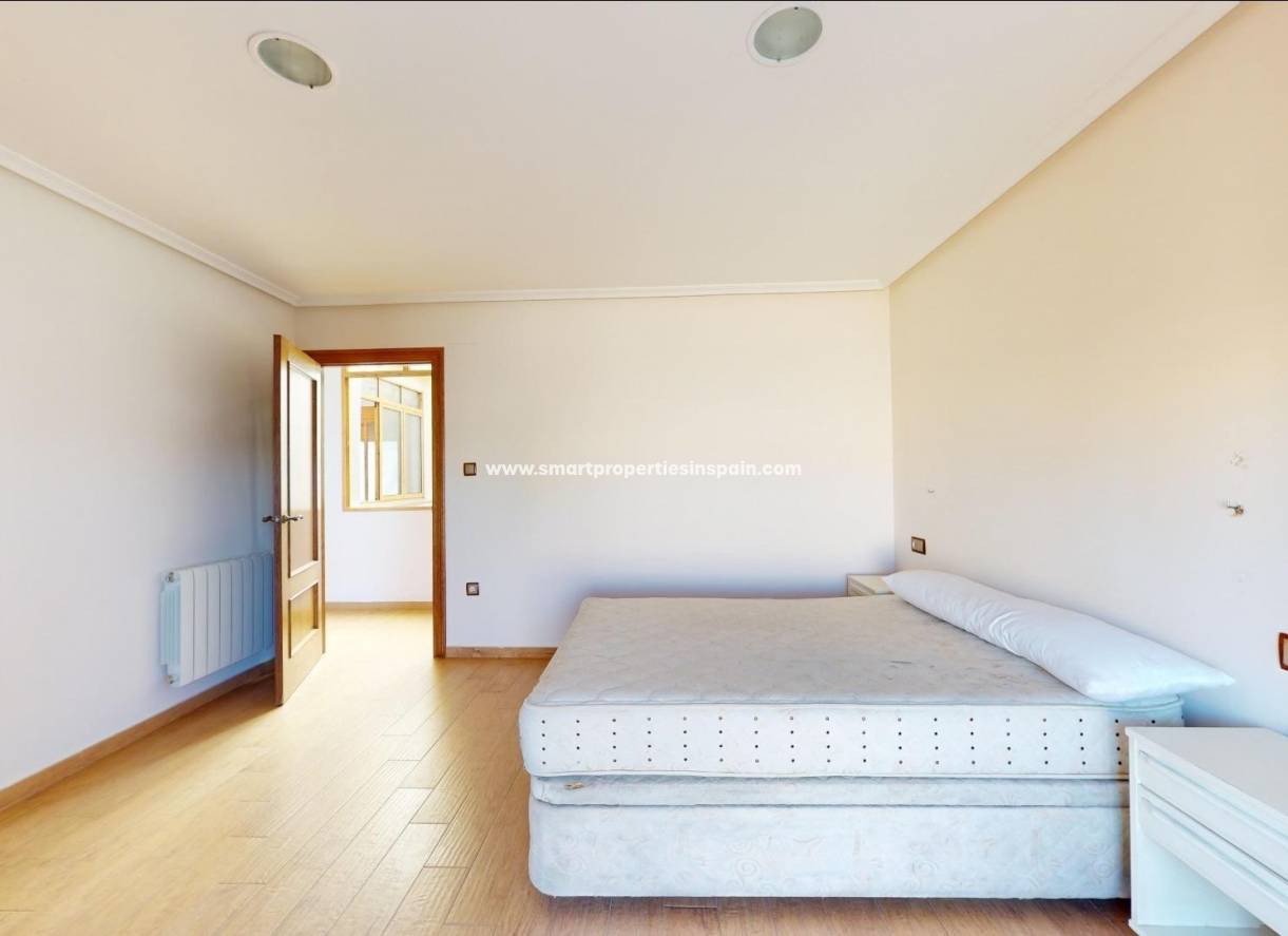Wederverkoop - Detached Villa - Catral