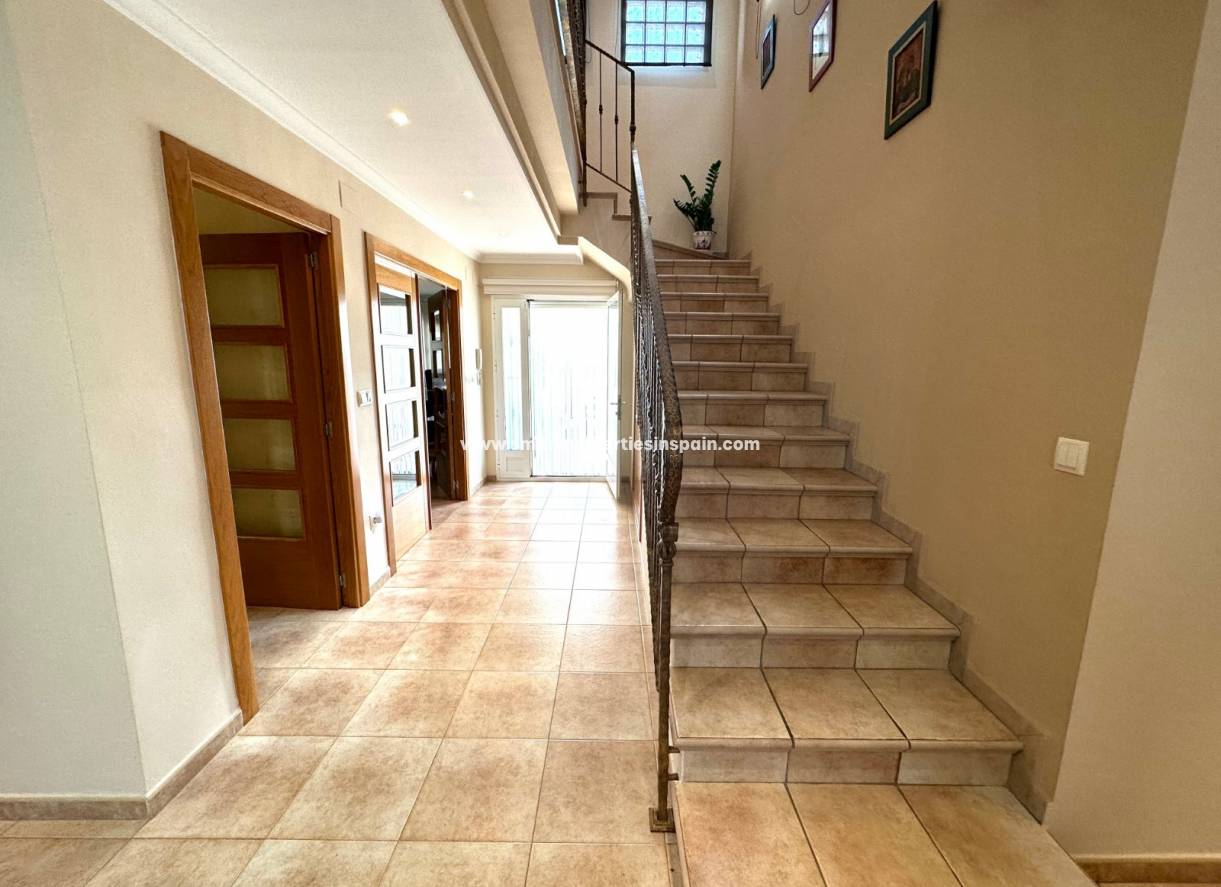 Wederverkoop - Detached Villa - Crevillente