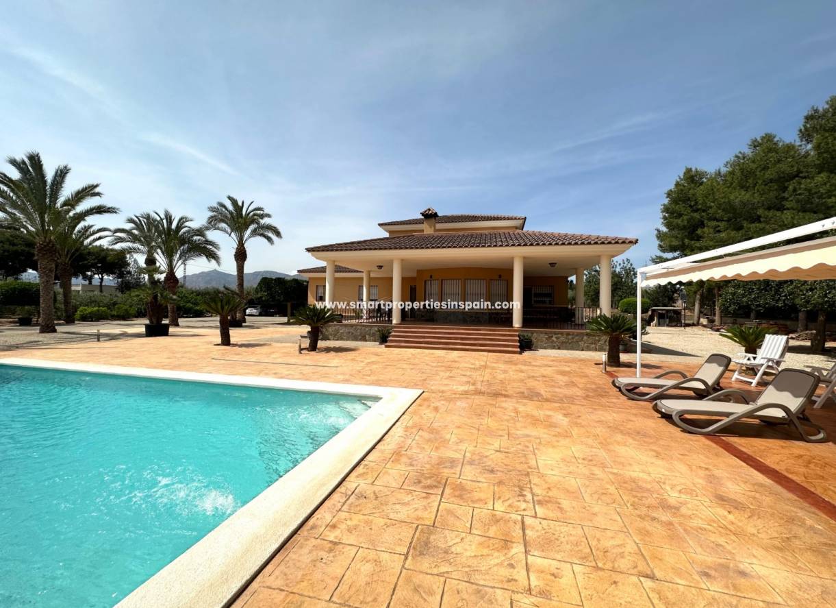 Wederverkoop - Detached Villa - Crevillente