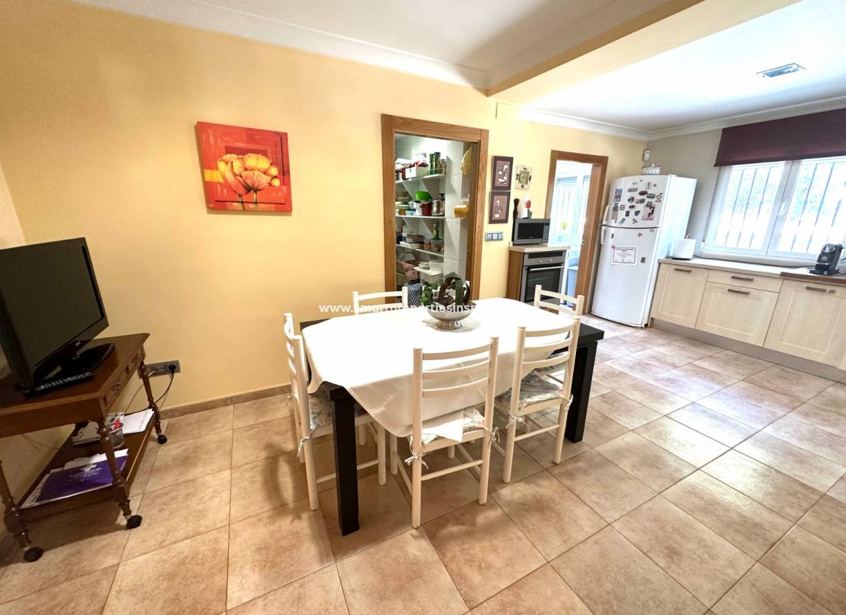Wederverkoop - Detached Villa - Crevillente