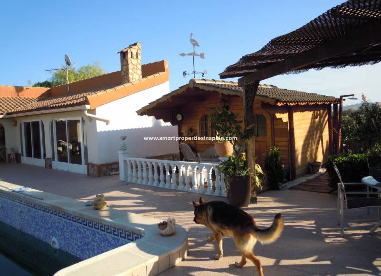 Wederverkoop - Detached Villa - Daya Vieja