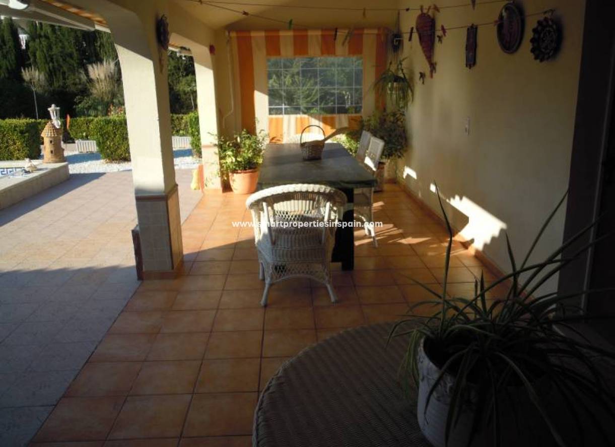 Wederverkoop - Detached Villa - Daya Vieja