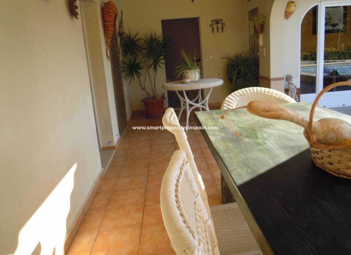 Wederverkoop - Detached Villa - Daya Vieja