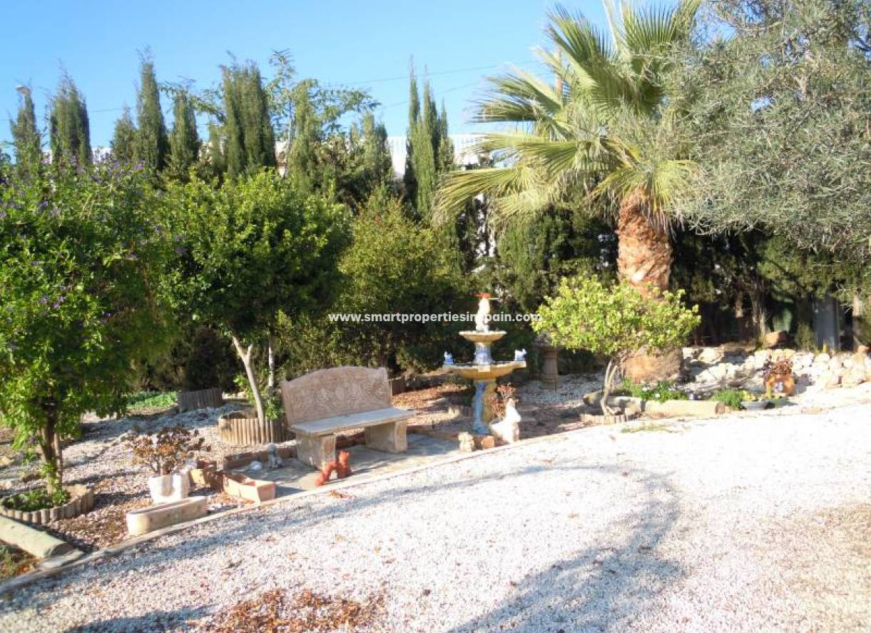 Wederverkoop - Detached Villa - Daya Vieja