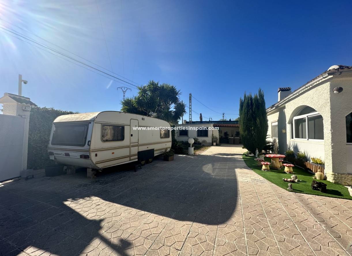 Wederverkoop - Detached Villa - El Pinet