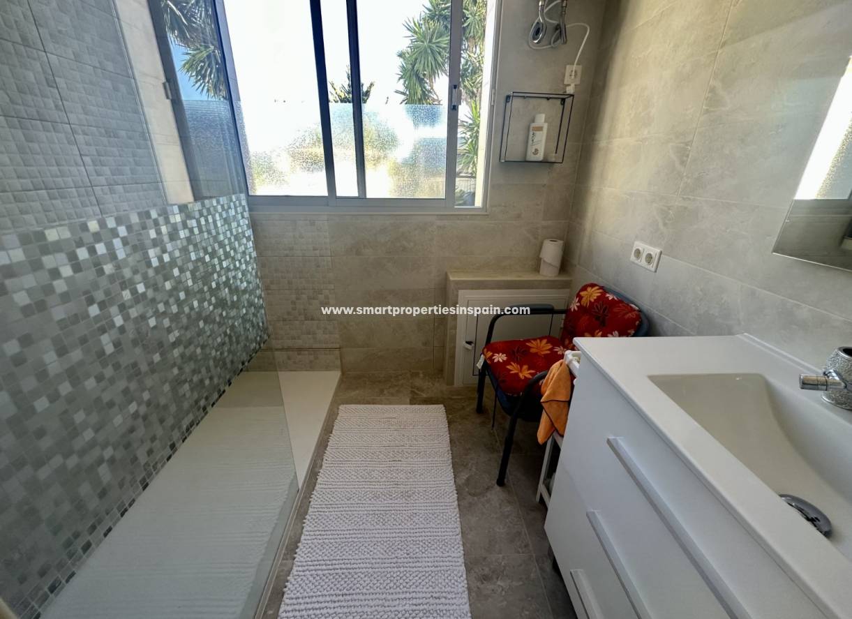 Wederverkoop - Detached Villa - El Pinet