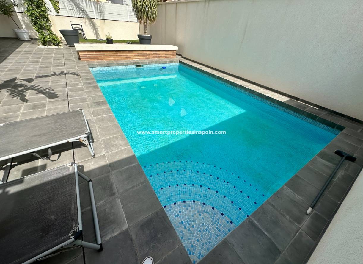 Wederverkoop - Detached Villa - Elche - La hoya