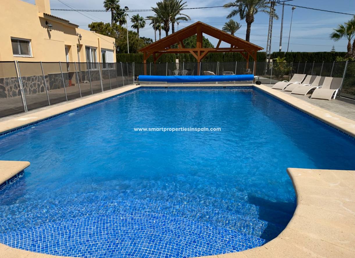 Wederverkoop - Detached Villa - Elche