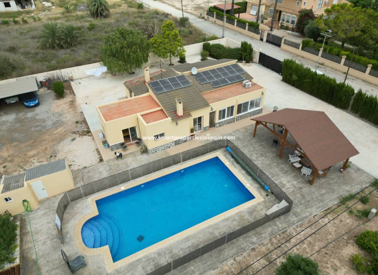 Wederverkoop - Detached Villa - Elche