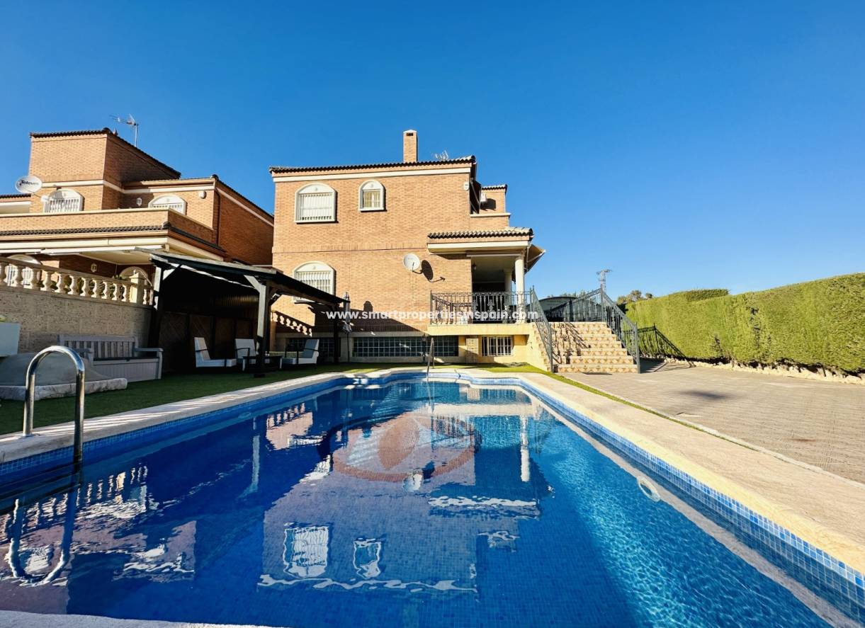 Wederverkoop - Detached Villa - Elche