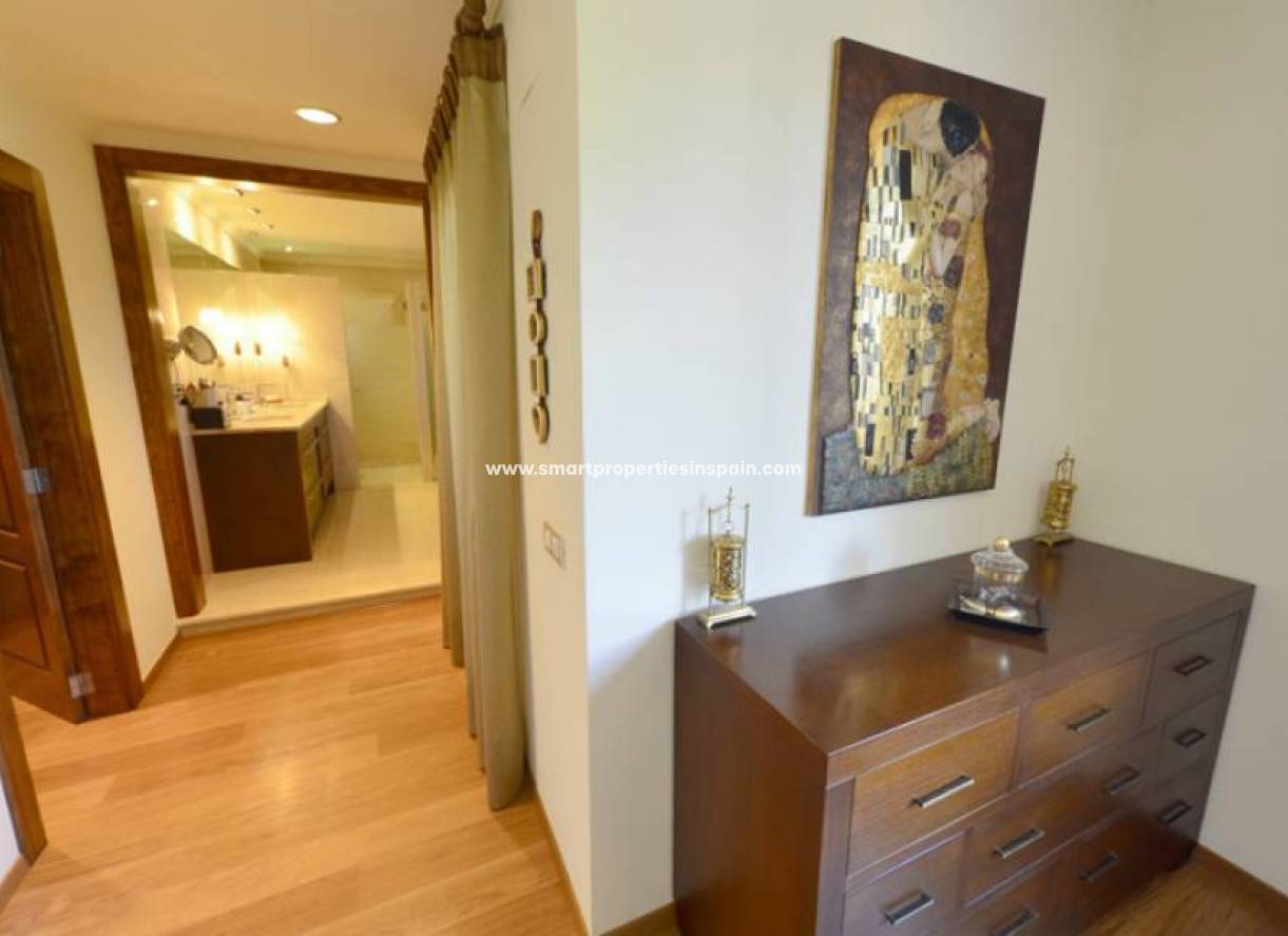 Wederverkoop - Detached Villa - Elche