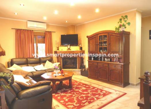 Wederverkoop - Detached Villa - La Marina - Urbanización La Marina