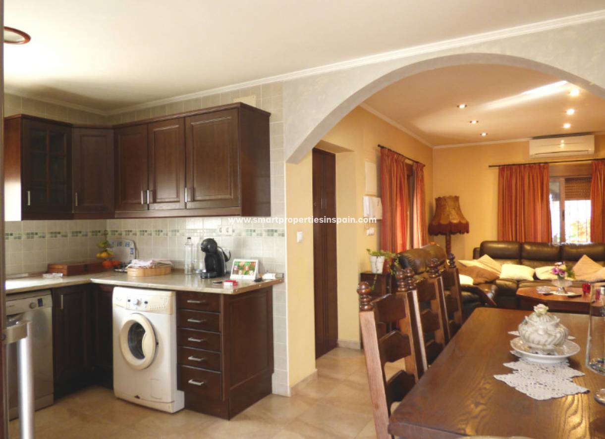 Wederverkoop - Detached Villa - La Marina - Urbanización La Marina