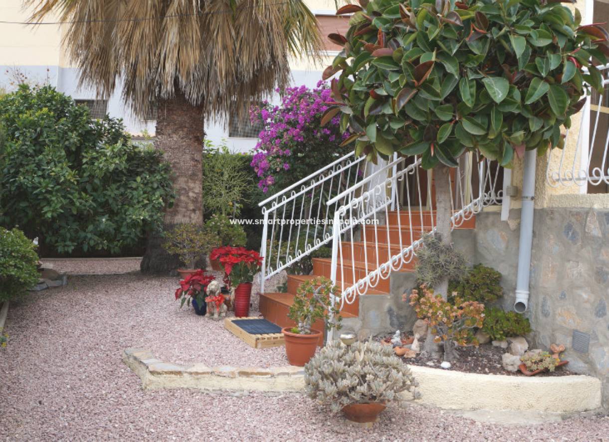 Wederverkoop - Detached Villa - La Marina - Urbanización La Marina