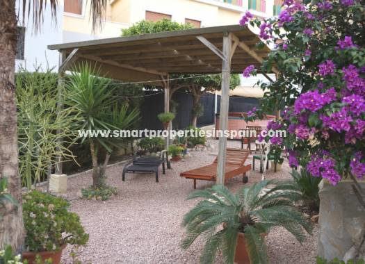 Wederverkoop - Detached Villa - La Marina - Urbanización La Marina