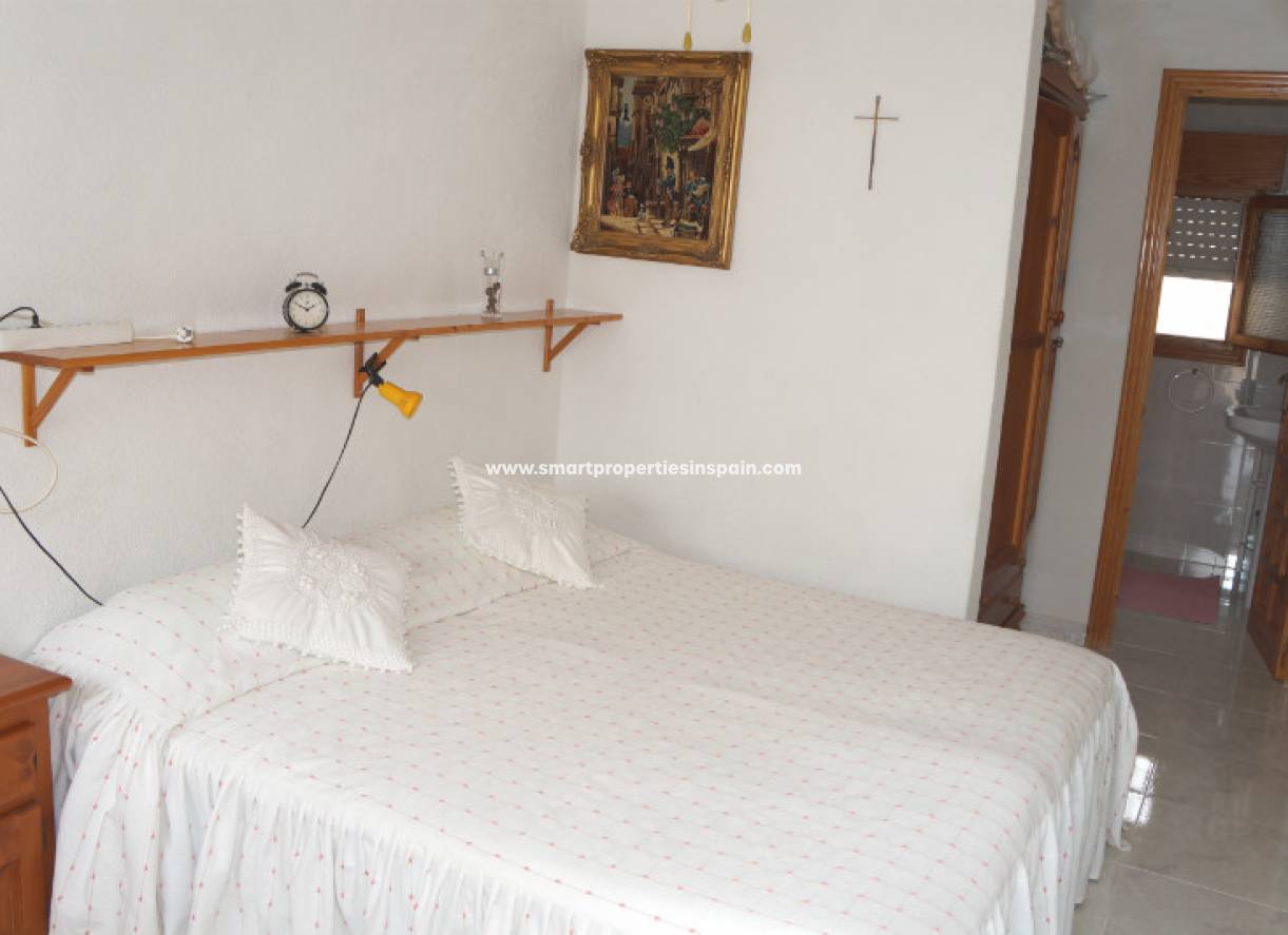 Wederverkoop - Detached Villa - La Marina - Urbanización La Marina