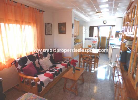 Wederverkoop - Detached Villa - La Marina - Urbanización La Marina