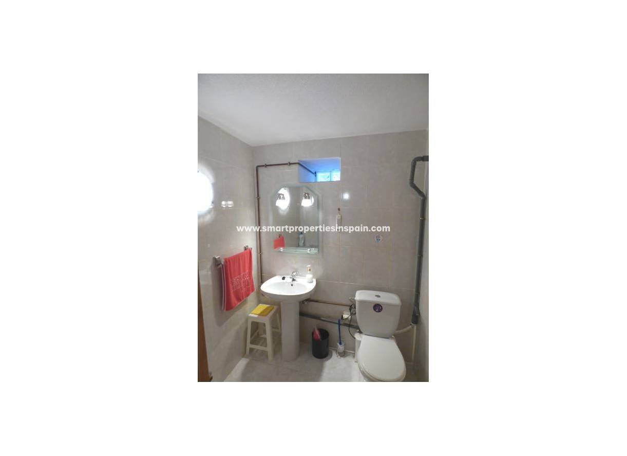 Wederverkoop - Detached Villa - La Marina - Urbanización La Marina