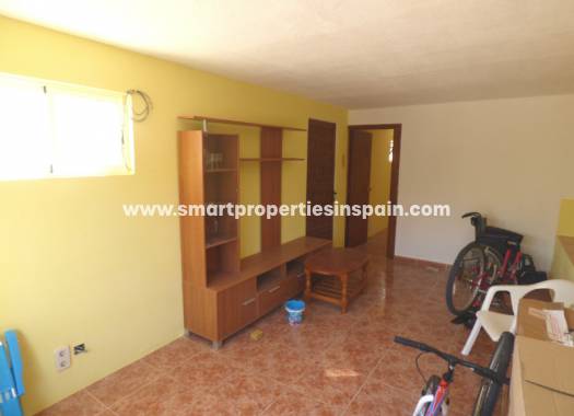 Wederverkoop - Detached Villa - La Marina - Urbanización La Marina