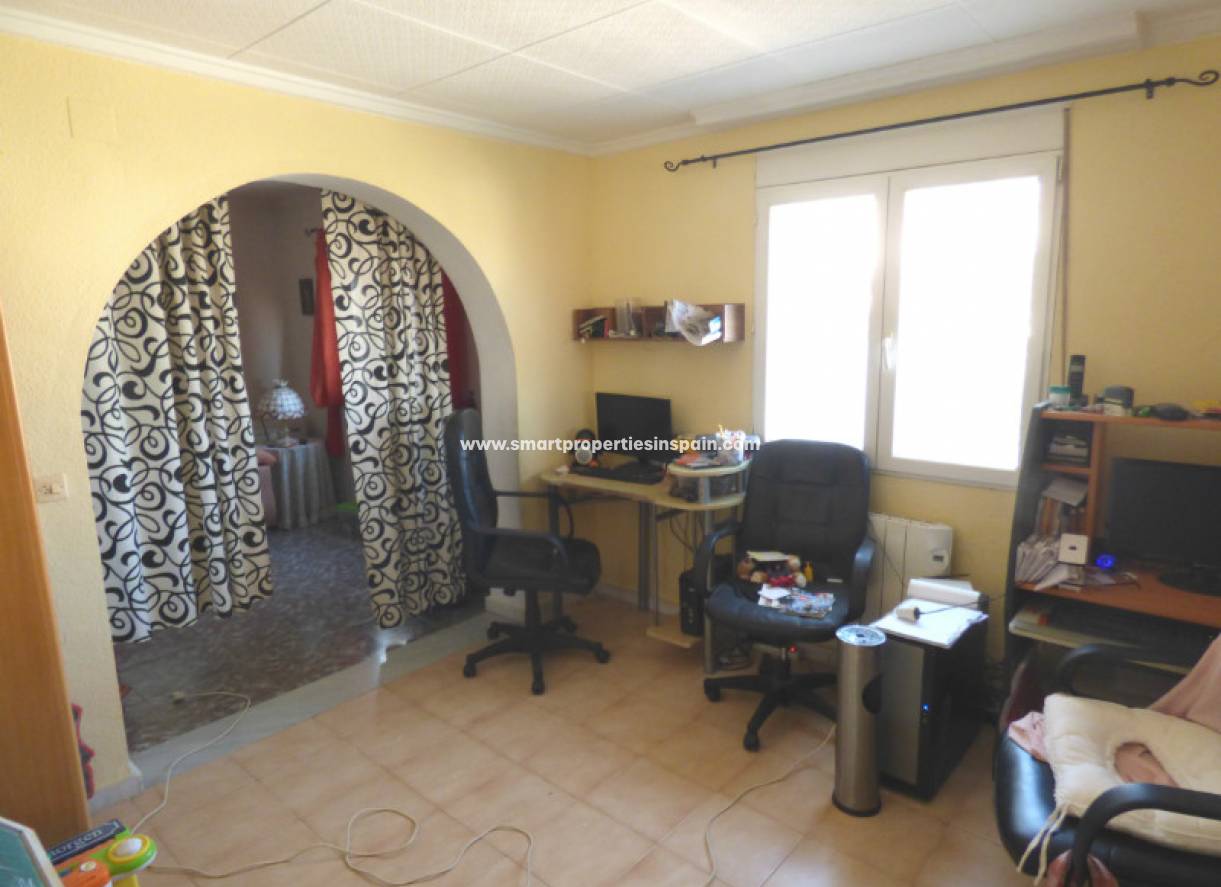 Wederverkoop - Detached Villa - La Marina - Urbanización La Marina